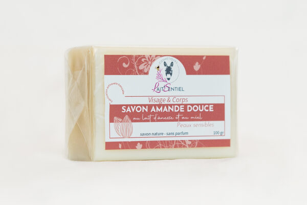 Savon au lait d'ânesse parfum amande douce