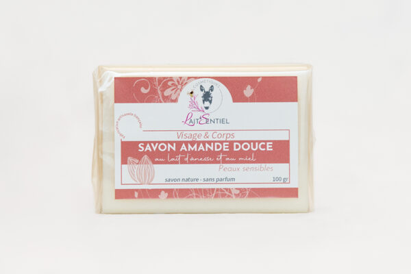 Savon au lait d'ânesse parfum amande douce